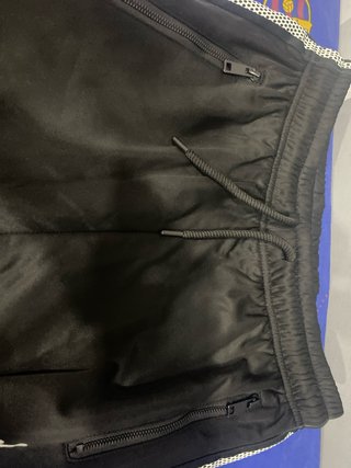 Pantalones Jordan Negros y Amarillos