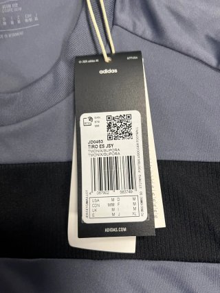 Camiseta Adidas Tiro Essentials Gris Talla M