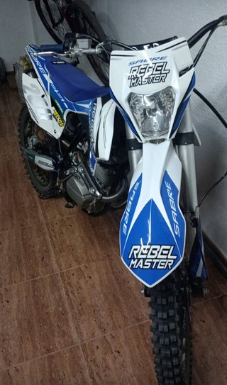 Se vende Rebel Master 250cc o cambio