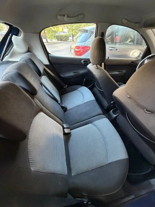 Peugeot 206 2004