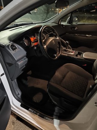 Peugeot 3008 2015