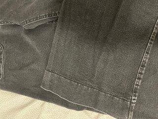 Vaqueros Stradivarius negros D77