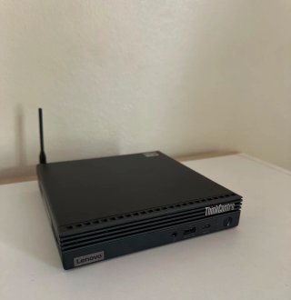 Lenovo ThinkCentre M75q PC Mini