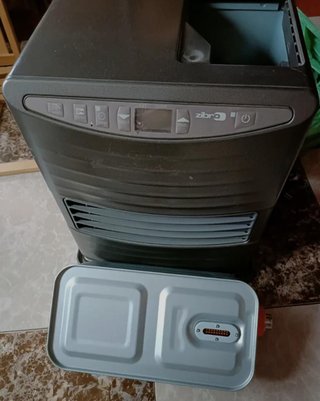 Estufa de parafina Zibro gris