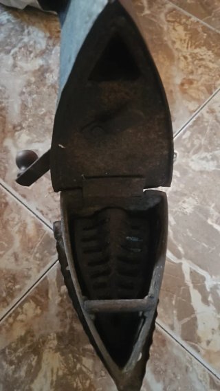 Plancha antigua de más de 100 años
