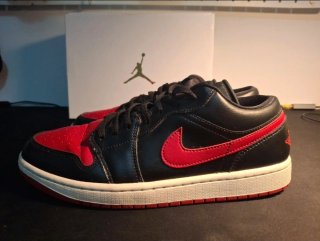 Jordan 1 Low Negro y Rojo
