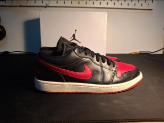 Jordan 1 Low Negro y Rojo