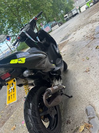 Carenado Yamaha Aerox Negro Con adhesivo