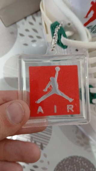 Jordan 4 Blanquiverdes