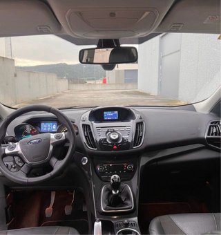 Ford Kuga 2014
