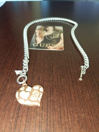Collar Corazón Guess