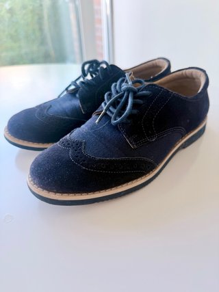 Zapatos de piel azul niño, primera comunión.