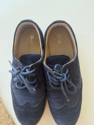 Zapatos de piel azul niño, primera comunión.