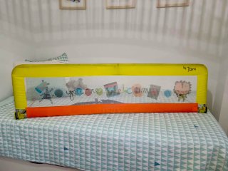 Barra de seguridad para cama infantil