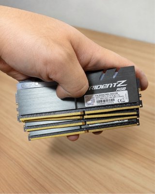 32GB RAM G.Skill Trident Z RGB DDR4 3200MHz