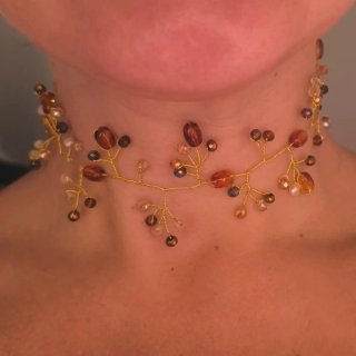 Choker dorado y marrón elegante