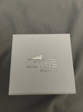 Pendientes Lotus Cuadrados Diamantes Plata.