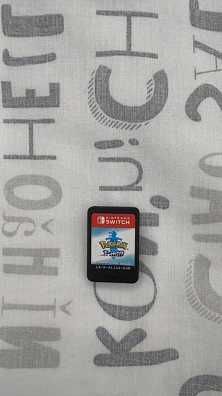 Pokémon Espada sin caja para Nintendo Switch