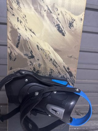 Tabla Snowboard Nitro 155cm + Fijaciones