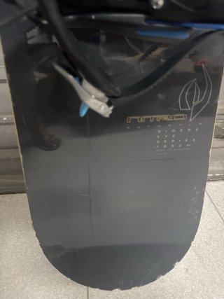 Tabla Snowboard Nitro 155cm + Fijaciones