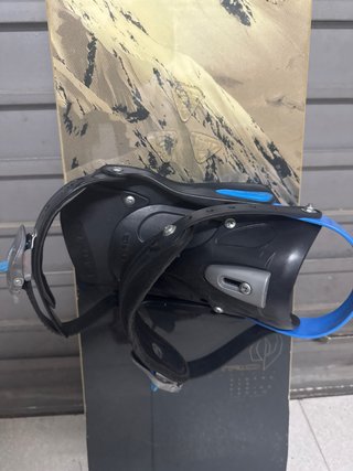 Tabla Snowboard Nitro 155cm + Fijaciones
