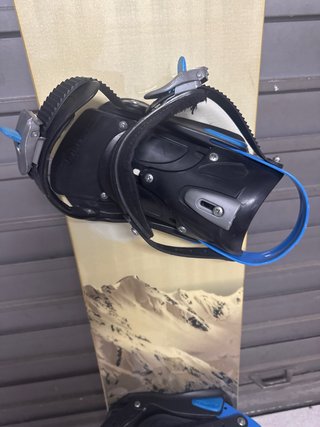 Tabla Snowboard Nitro 155cm + Fijaciones