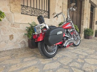 Harley Davidson Dyna CVO Screamin Eagle 2007