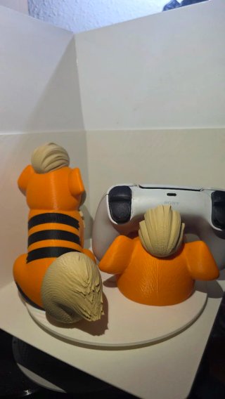 Pack de soporte ps5 y figura pokemon growlithe