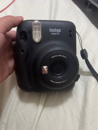 Cámara Fujifilm Instax Mini 11 Negra