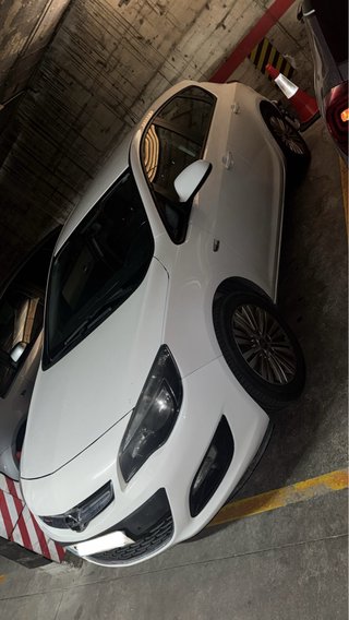 Opel Astra 2014