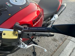 Ducati Monster Roja Negra 696 +ART