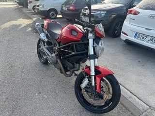 Ducati Monster Roja Negra 696 +ART