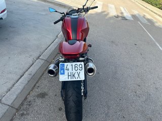 Ducati Monster Roja Negra 696 +ART