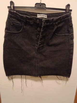 Gonna denim nera Pull&Bear M/38