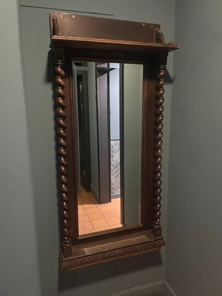 Espejo de madera decorativo tallado