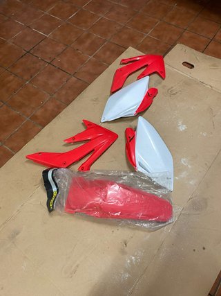 Chapas Honda CRF 250 2008 Rojas y Blancas