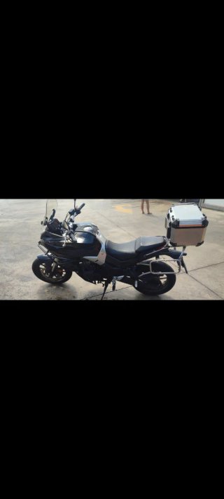Voge 500 DS 2020 Negra