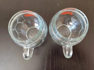 2 Canecas de Cerveja - Formato Bola de  Futebol