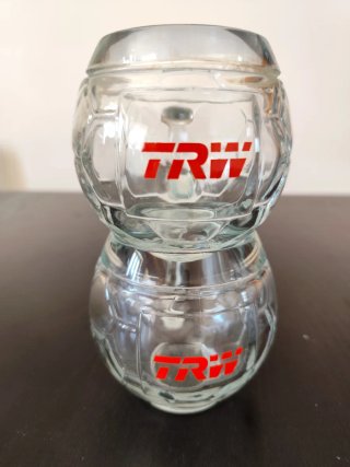 2 Canecas de Cerveja - Formato Bola de  Futebol