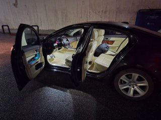 Jaguar XF 2009