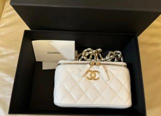 Borsa Chanel Vanity Case Trapuntata Bianca