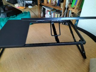 Mesa portátil Jysk para ordenador