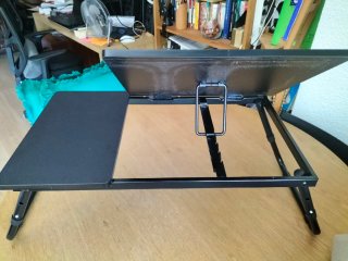 Mesa portátil Jysk para ordenador