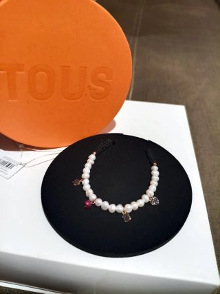 Pulsera perlas y dijes oro rosa