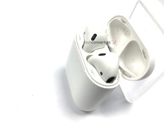 in-ear apple airpods 2 gen