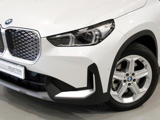BMW iX1 xDrive30 230 kW (313 CV)