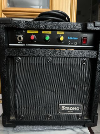 Amplificador pequeño y potente guitarra y demas