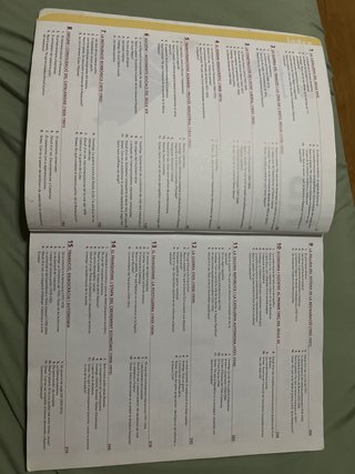 Libro de Historia España 2n batxillerato