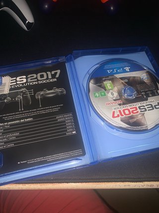 PES 2017 PS4 (Pro Evolution Soccer)