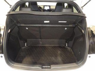 TOYOTA Yaris 1.5 120H Style